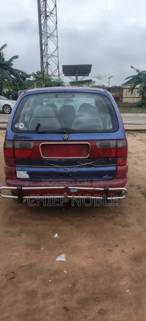 Volkswagen Sharan 2000 Red