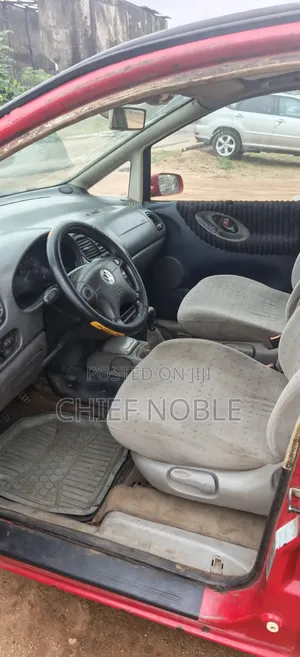 Volkswagen Sharan 2000 Red