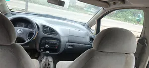 Volkswagen Sharan 2000 Red
