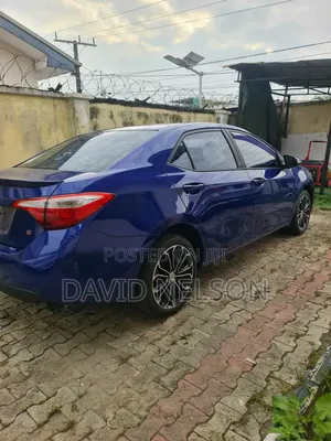 Toyota Corolla 2013 Blue
