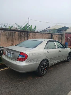Toyota Camry 2004 Gray