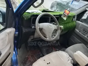 Daihatsu Hijet 2010 Blue