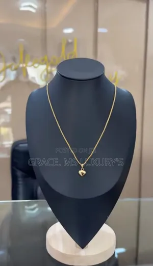 Gold Plate Hearts , Elegant Pandan for Ladies