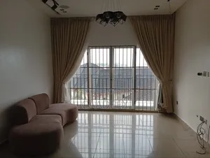 Stock Curtains