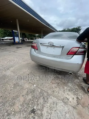 Toyota Camry 2012 Silver