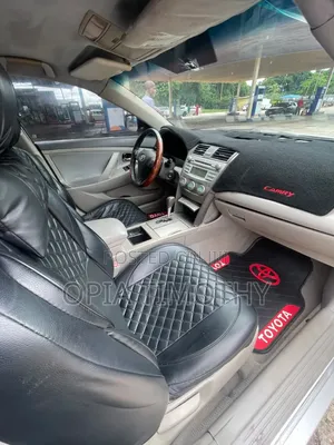 Toyota Camry 2012 Silver