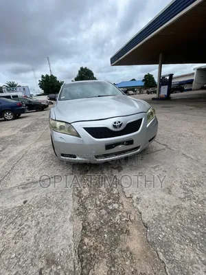 Toyota Camry 2012 Silver