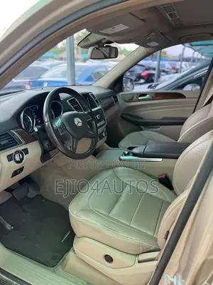 Mercedes-Benz M Class ML 350 4Matic 2013 Gold