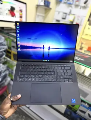 Laptop Dell Precision 5560 32GB Intel Core i7 SSD 512GB