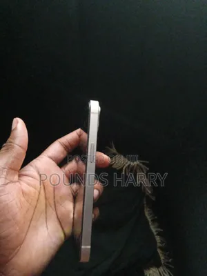 Apple iPhone 13 128 GB White