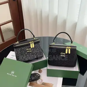 Fully Boxed Crossbody Bag
