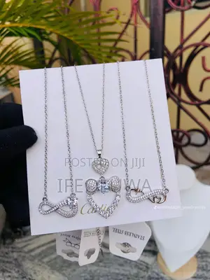 Women’s Necklace