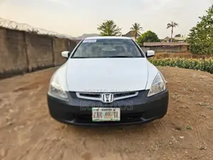 Honda Accord 2004 White