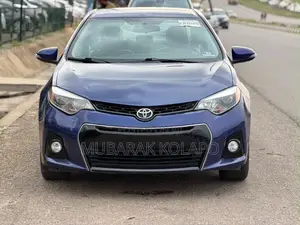 Toyota Corolla 2016 Blue