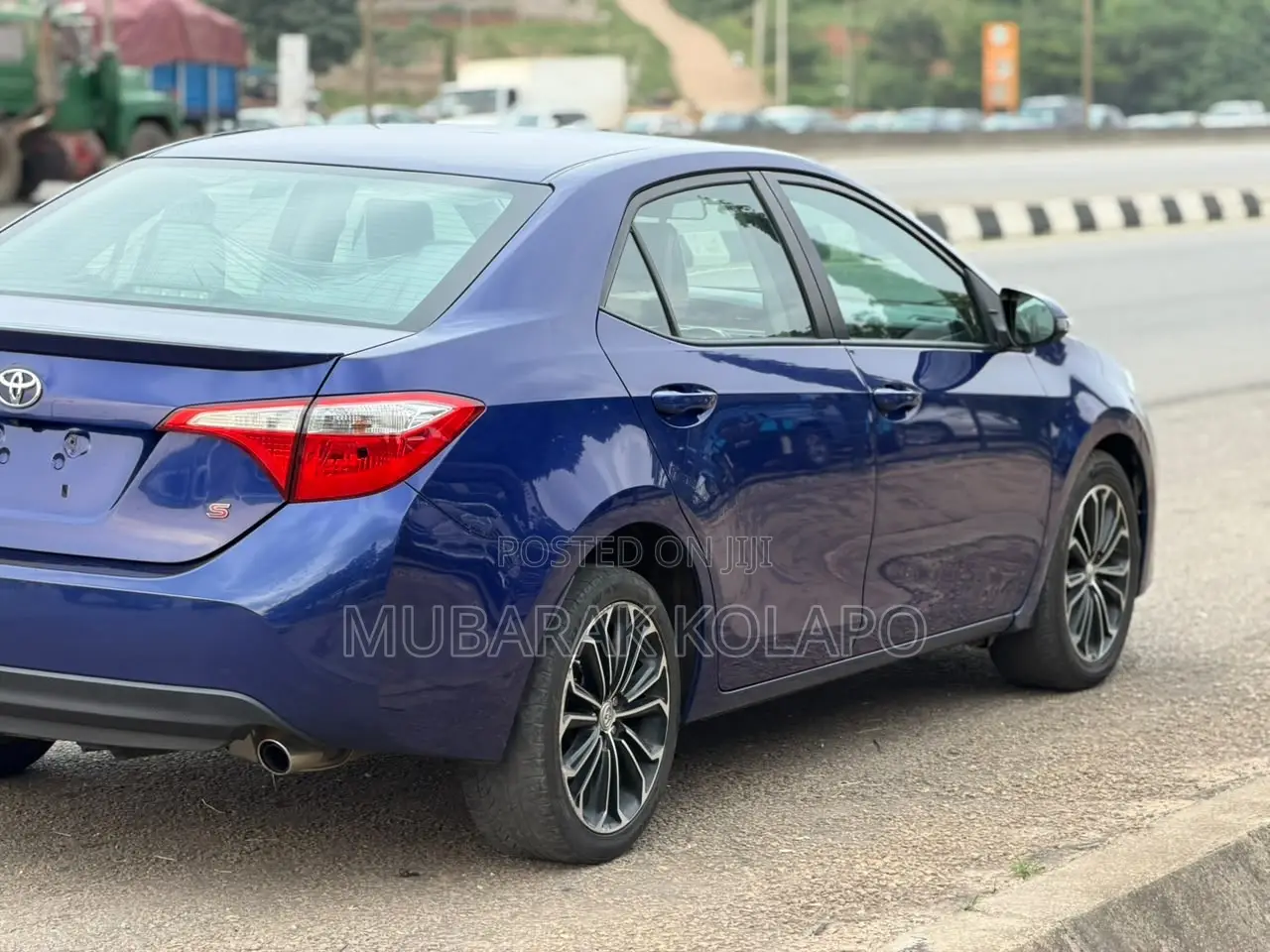 Toyota Corolla 2016 Blue