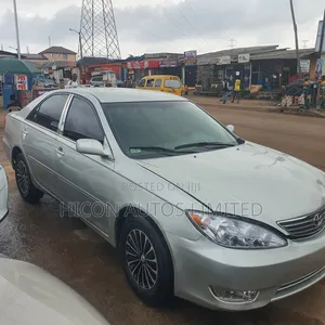 Toyota Camry 2005 Silver