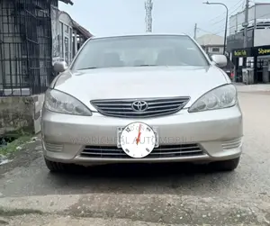 Toyota Camry LE 4dr Sedan (2.4L 4cyl 5A) 2006 Silver