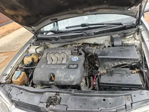 Volkswagen Golf 2005 Silver