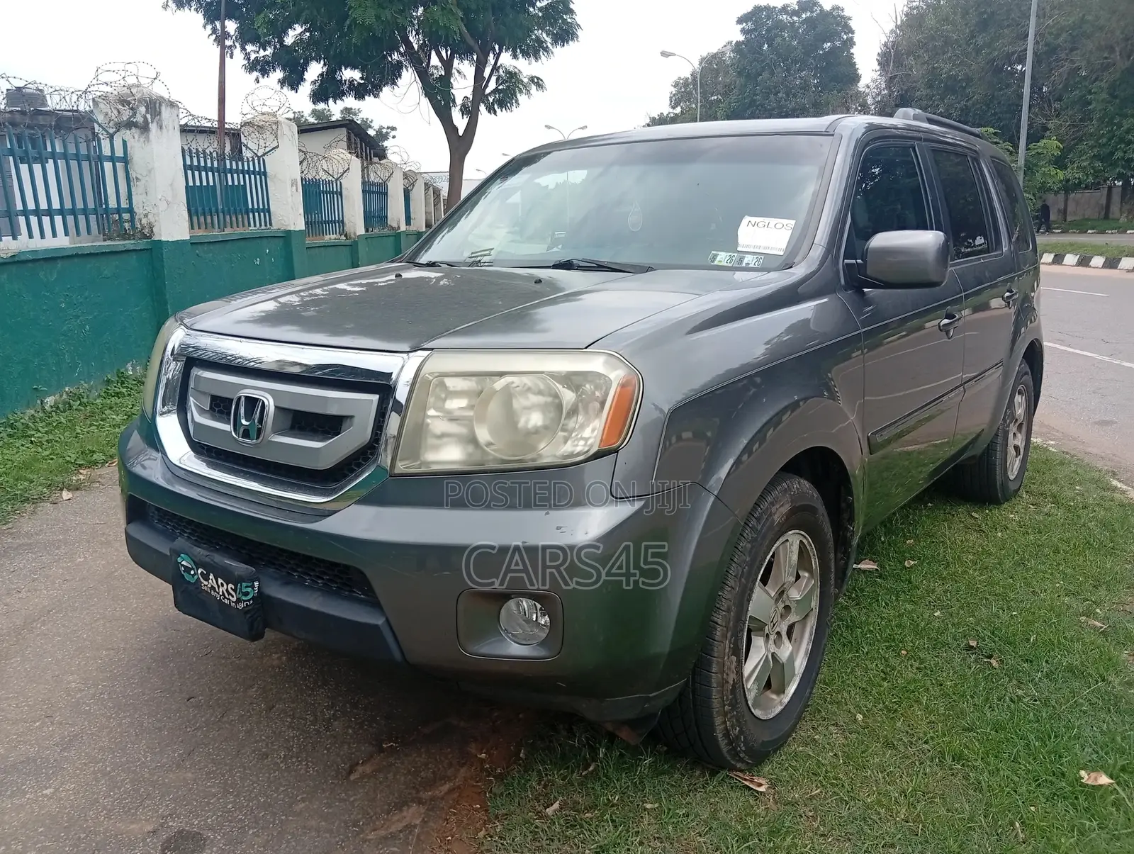 Honda Pilot 2011 Gray