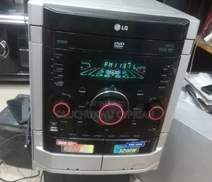 LG 3-Changer Powerful Deck DVD Player