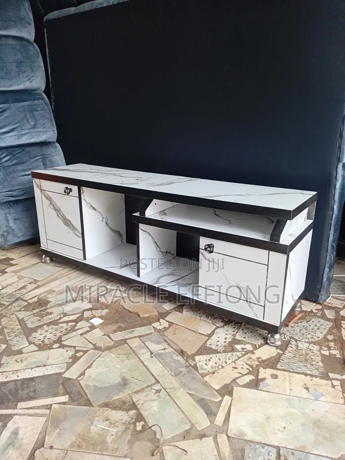 TV Bench Standard