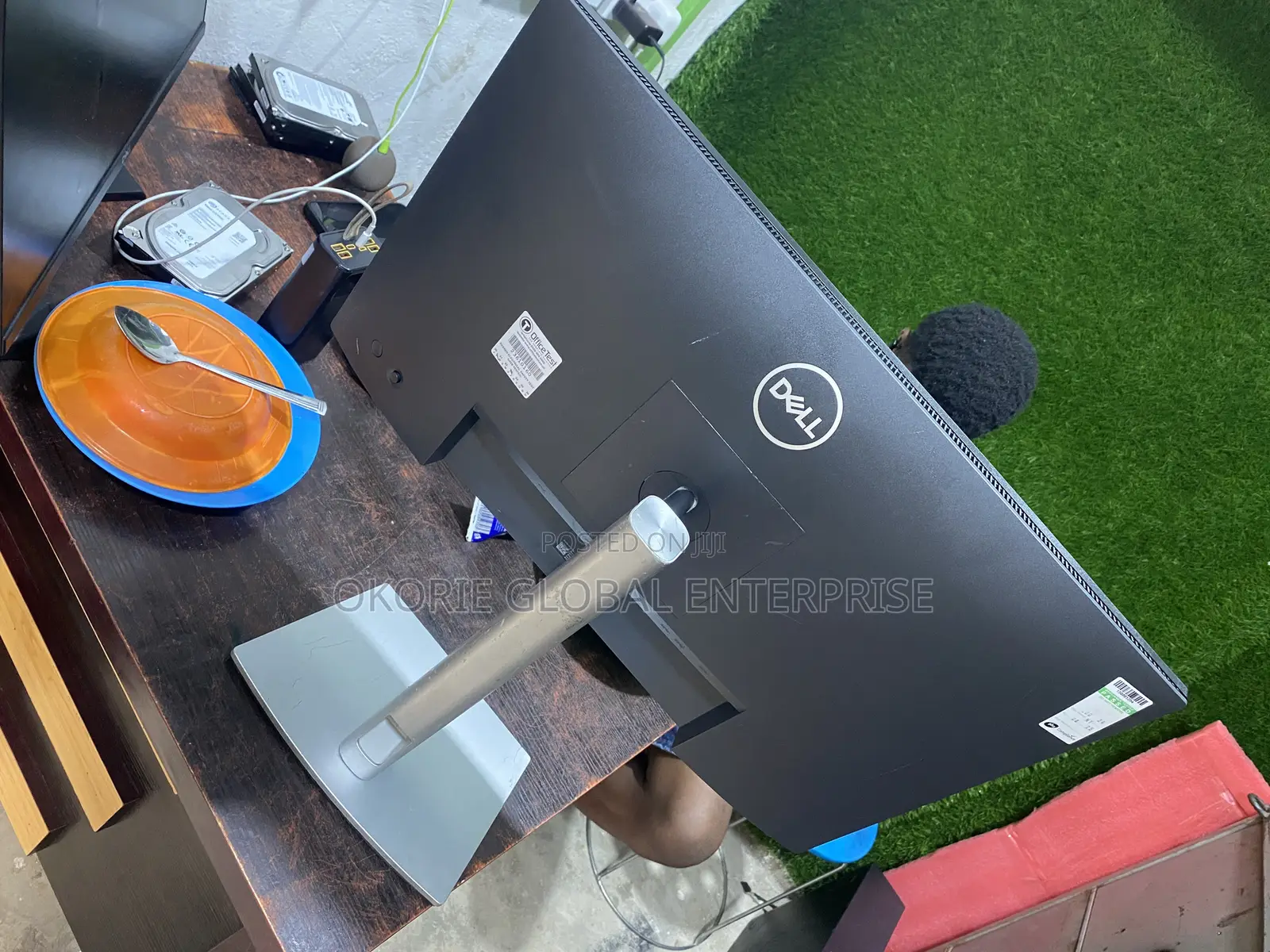 Dell Frameless Monitor With Type C