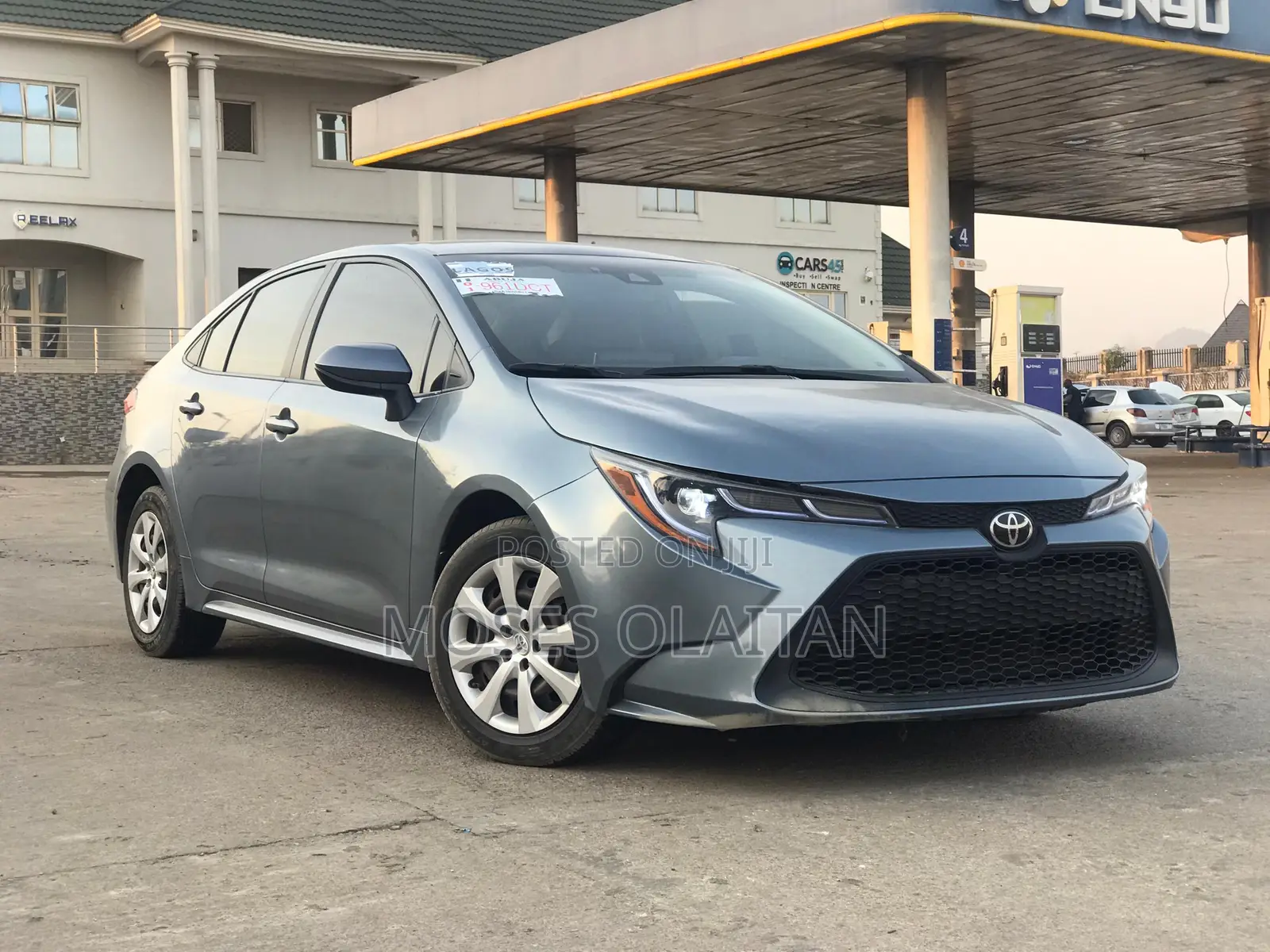Toyota Corolla LE 2022 Blue