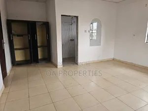 3bdrm Block of Flats in Ashi-Bodija Estate for rent