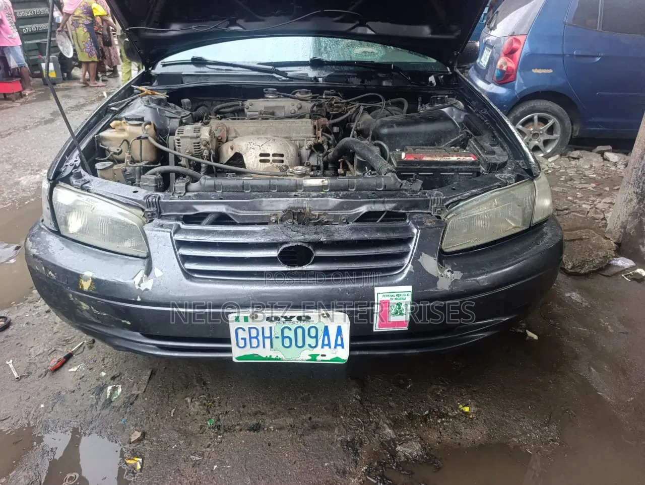 Toyota Camry 2000 Gray