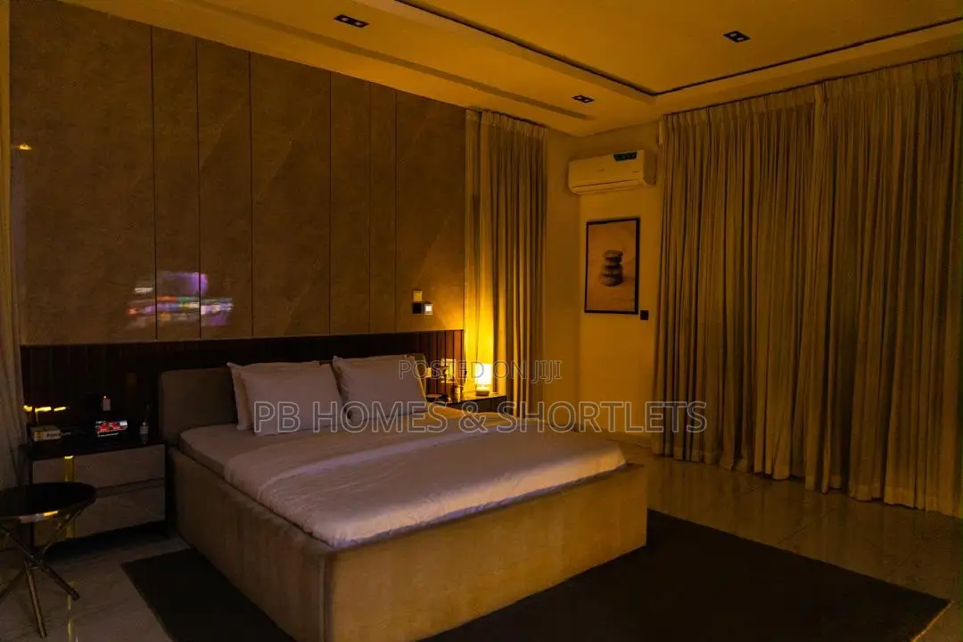 Luxurious Three Bedroom Smart Home Duplex