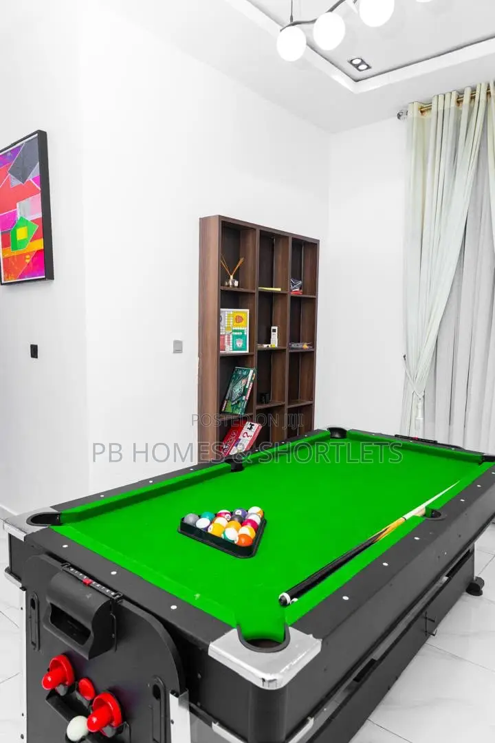 Luxurious Three Bedroom Smart Home Duplex