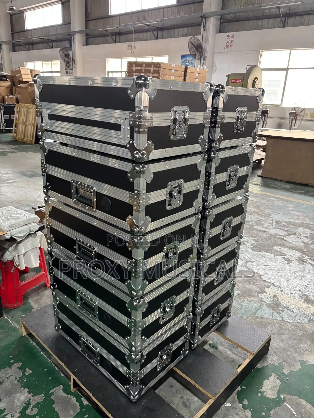 DJ Controller Box/Flight Case - For DJ Controllers Protection