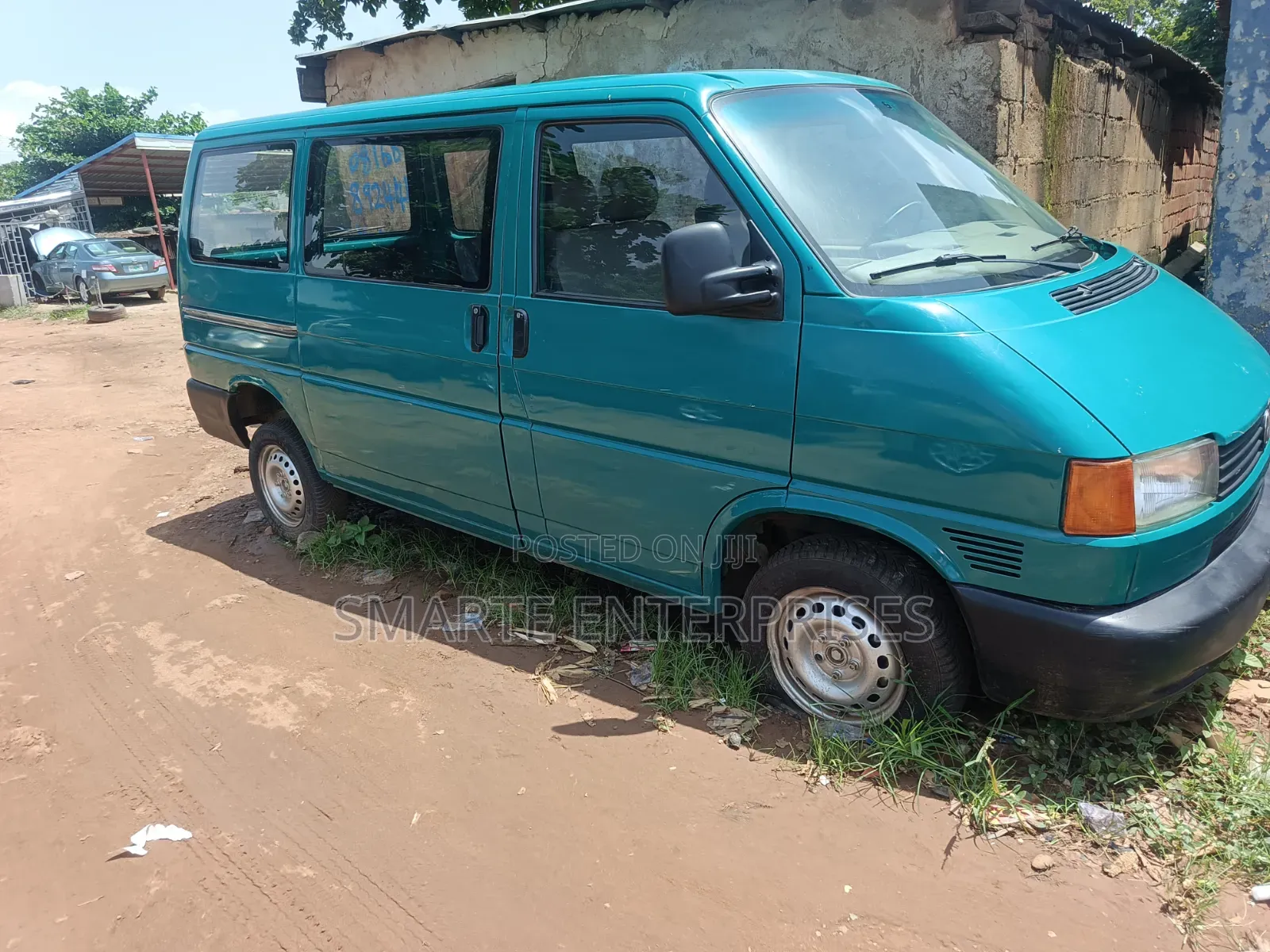 Volkswagen Transporter 2000 Blue