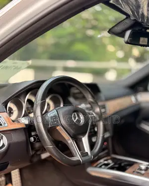 Mercedes-Benz E350 Base 4Matic Sedan AWD (3.5L 6cyl 7A) 2015 Silver