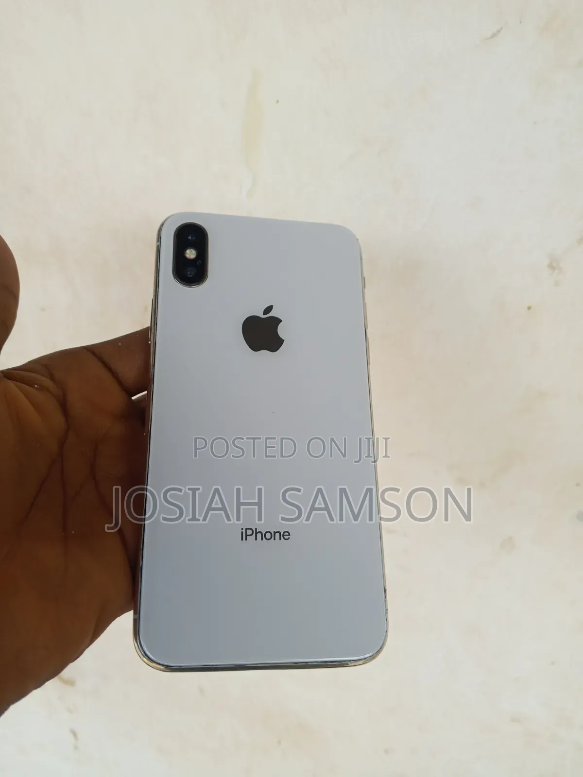 Apple iPhone X 64 GB White