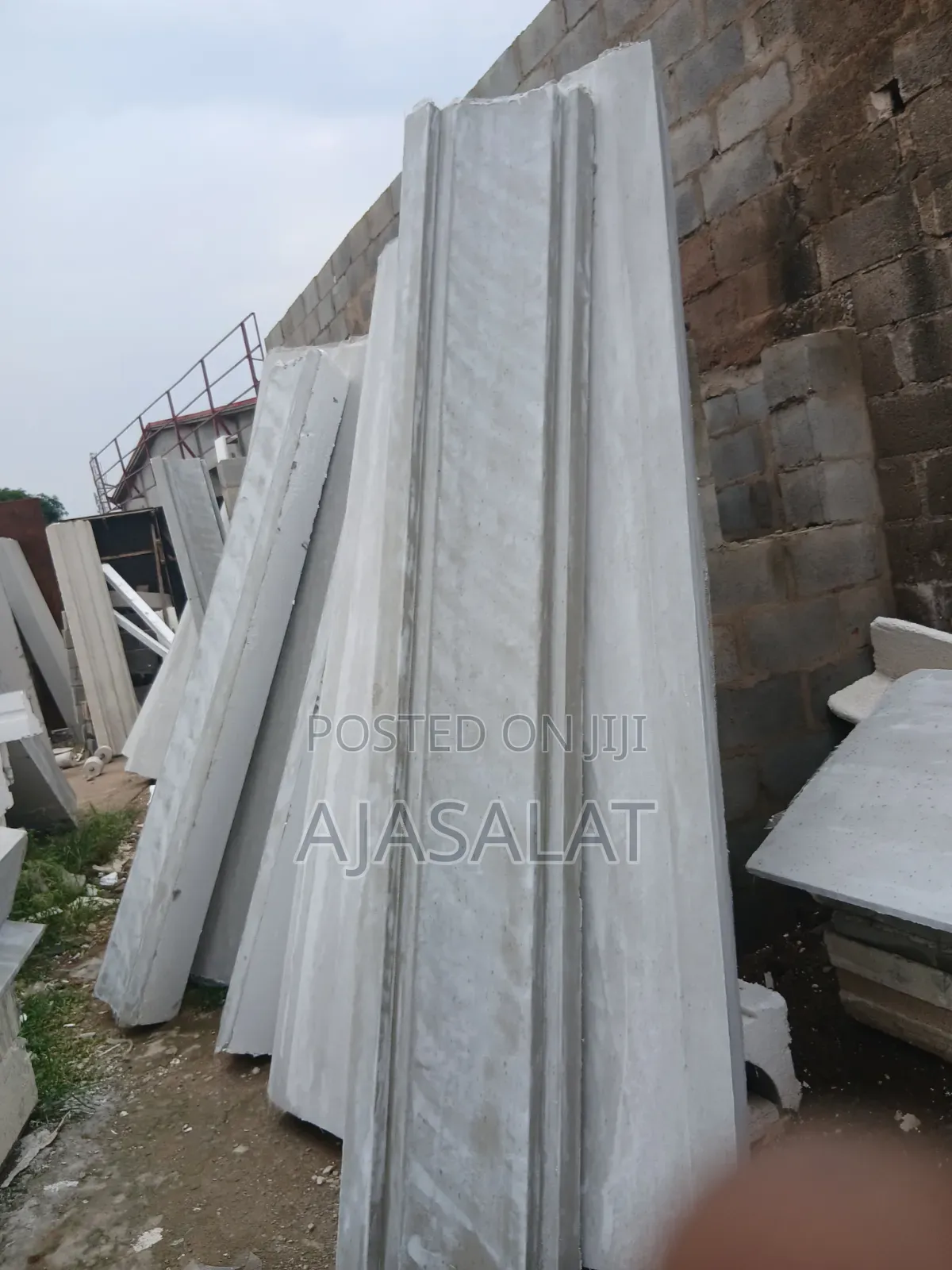 Polystyrene Parapet Pop Board 300 by 300