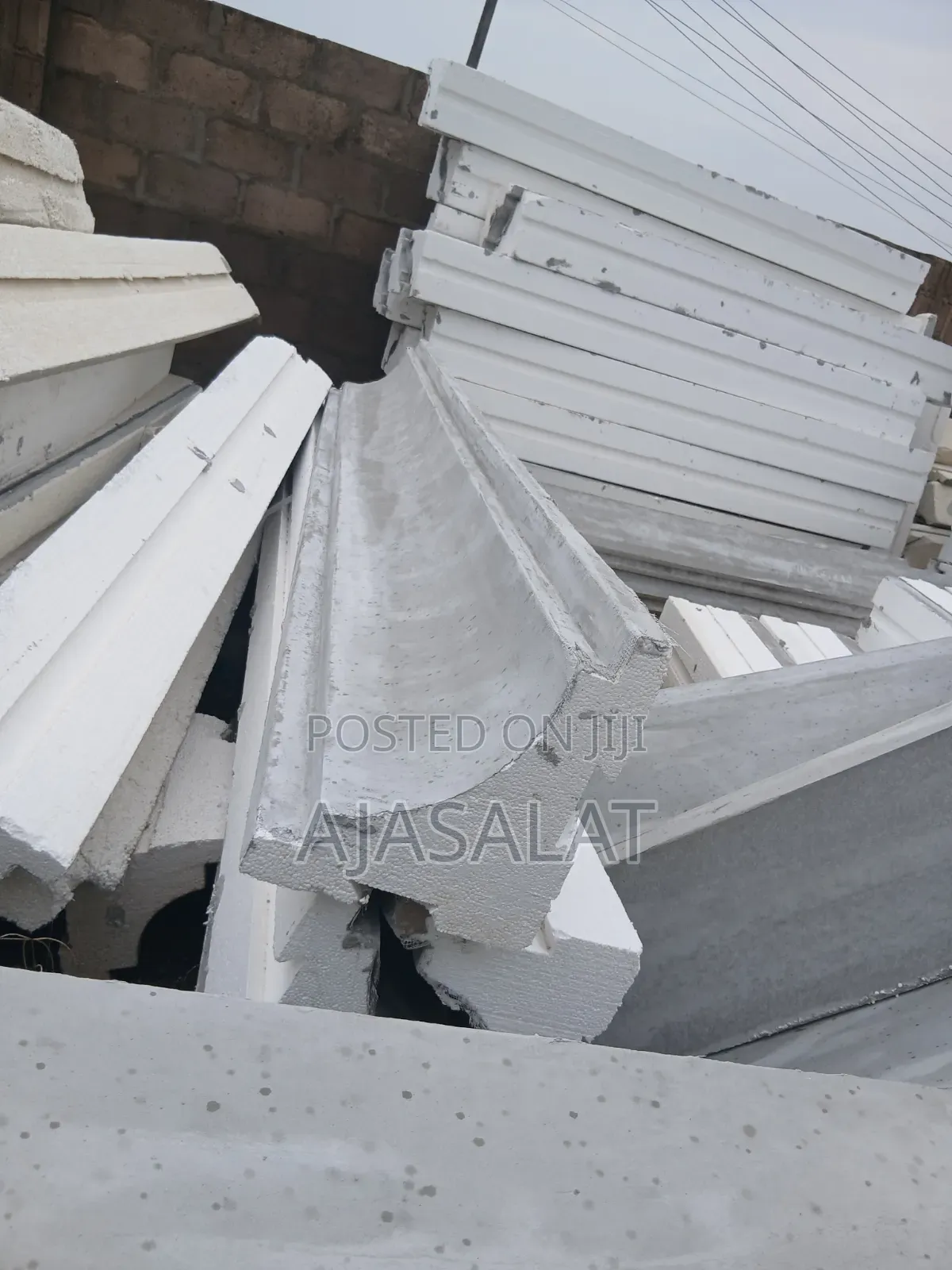 Polystyrene Parapet Pop Board 300 by 300