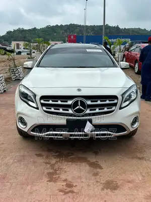 Mercedes-Benz GLA 250 2017 White