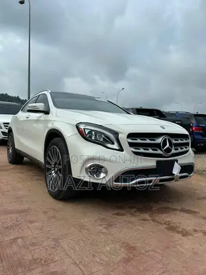 Mercedes-Benz GLA 250 2017 White