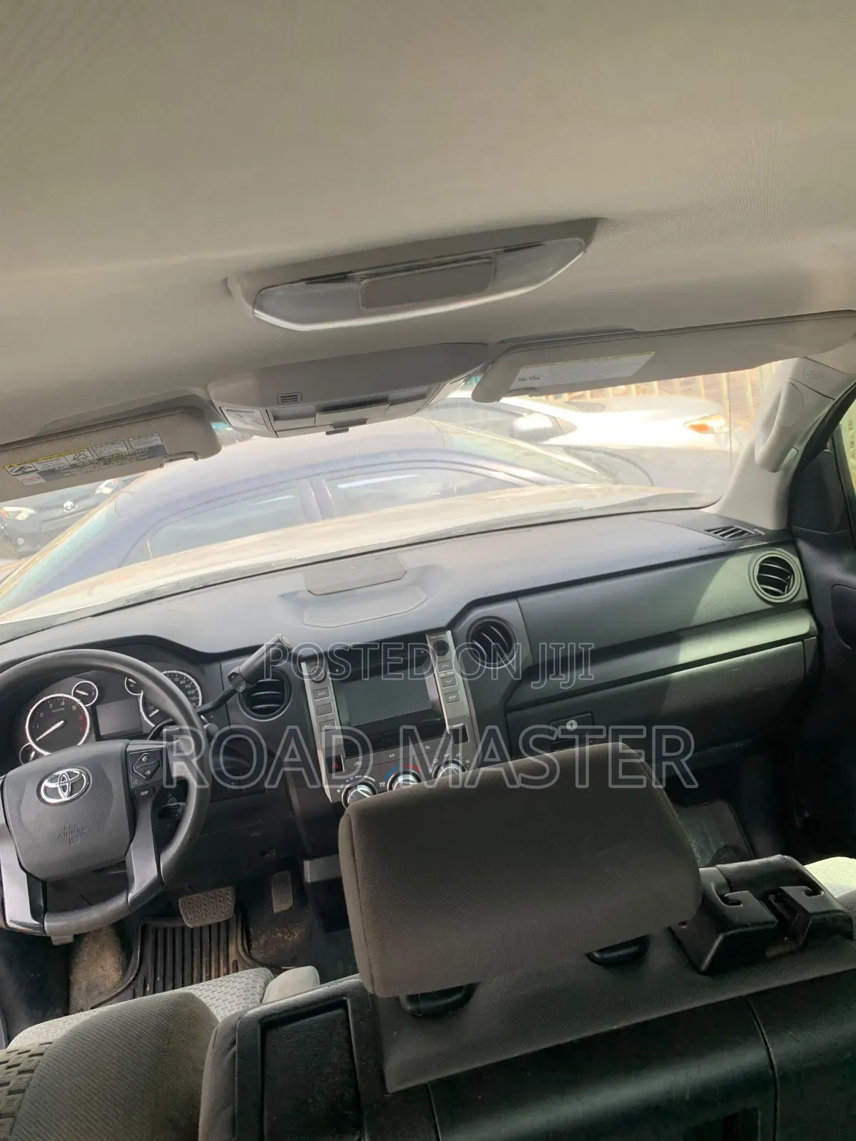 Toyota Tundra 2015 Silver