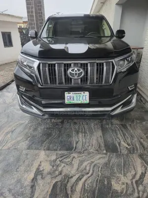 Toyota Land Cruiser Prado 2018 Black