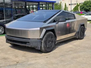 New Tesla Cybertruck Cyberbeast AWD 2025 Gray