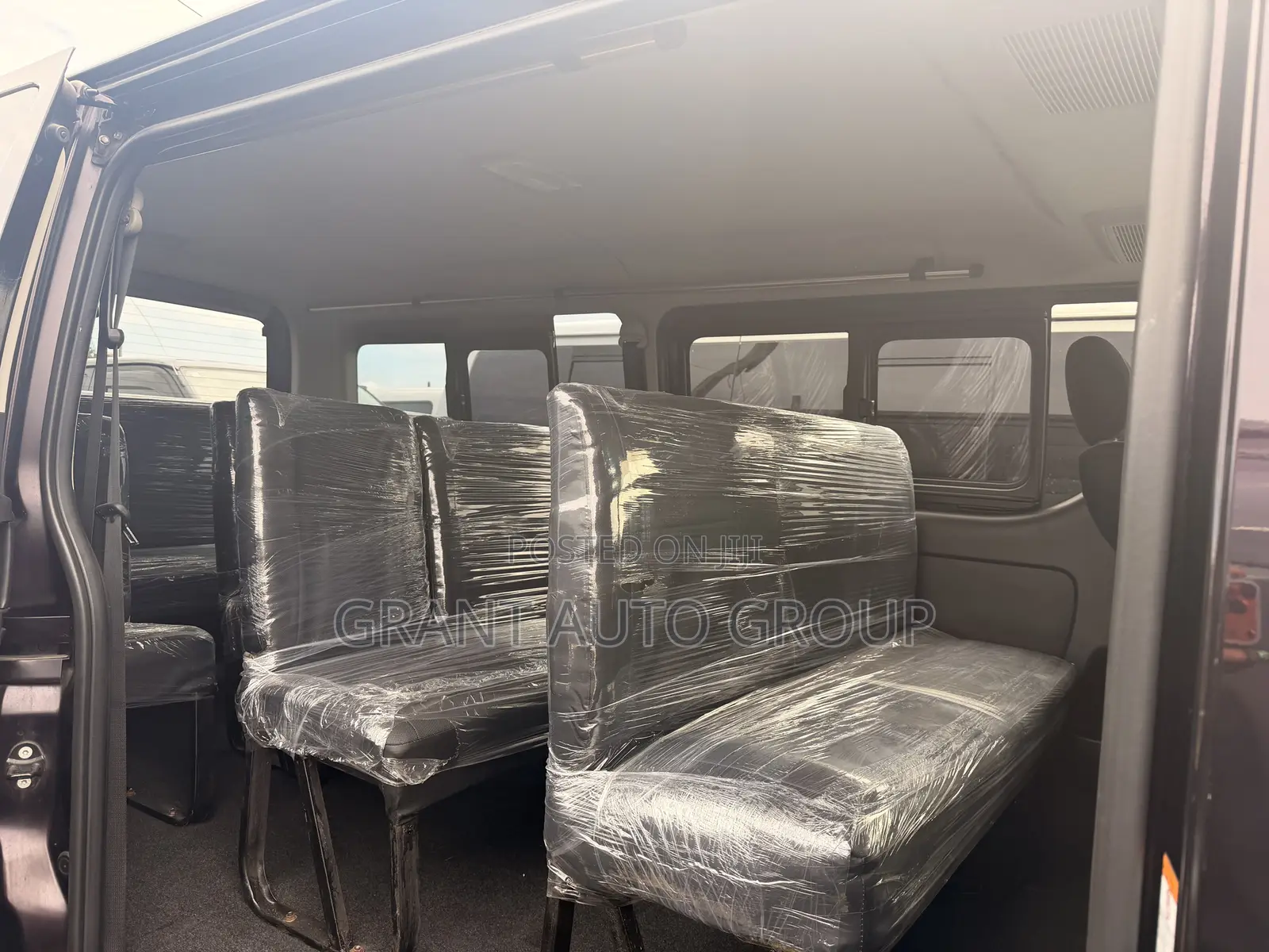 Toyota HiAce 2017 Beige