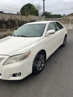 Toyota Camry 2010 White