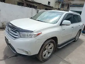 Toyota Highlander 2010 Off white
