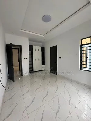 2bdrm Apartment in Lekki Scheme 2 Lagos for rent