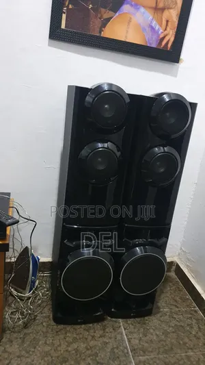 LG Bodyguard 1250 Watts Home Theater System, Very Neat
