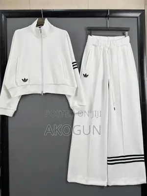 Premium Women’s 2-Piece Sweatshirt Jogger Tracksuit Set