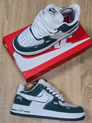 Nike Banger Comfy Sneaker