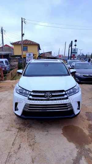 Toyota Highlander Limited Platinum 4x4 V6 (3.5L 6cyl 8A) 2018 White